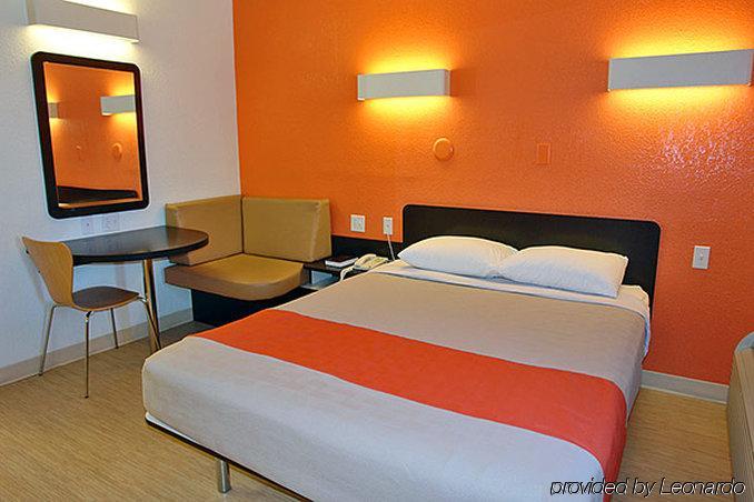 Motel 6-San Antonio, Tx - West Seaworld Exteriör bild